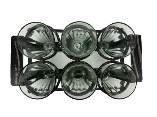 Draufsicht Chai Träger Schwarz mit 6 Gläsern